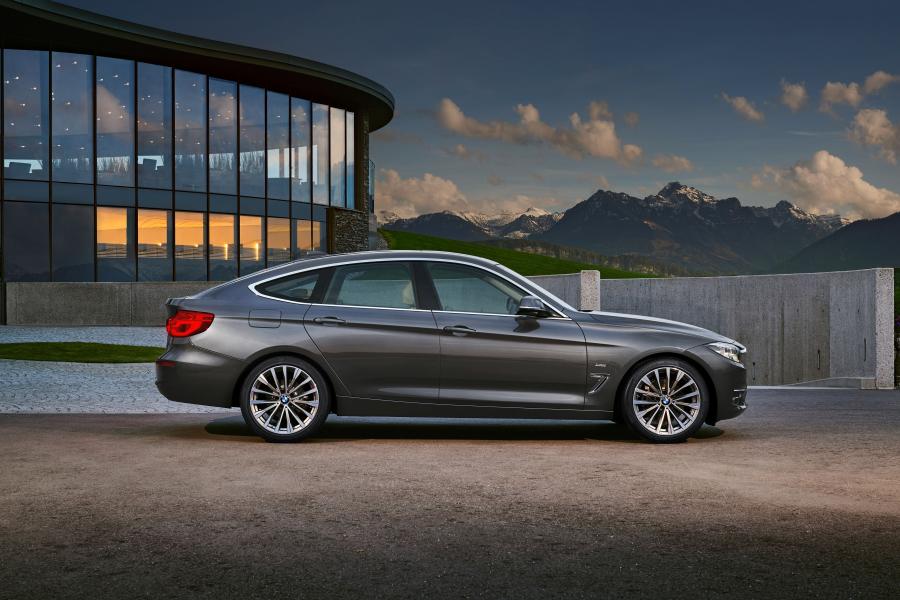  BMW 330i Gran Turismo Luxury Line (F34) 2016 года  (WW) (фото 21 из 38)